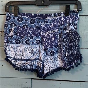 Flowy festival shorts